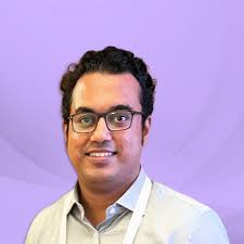 Dr Hollis Dsouza